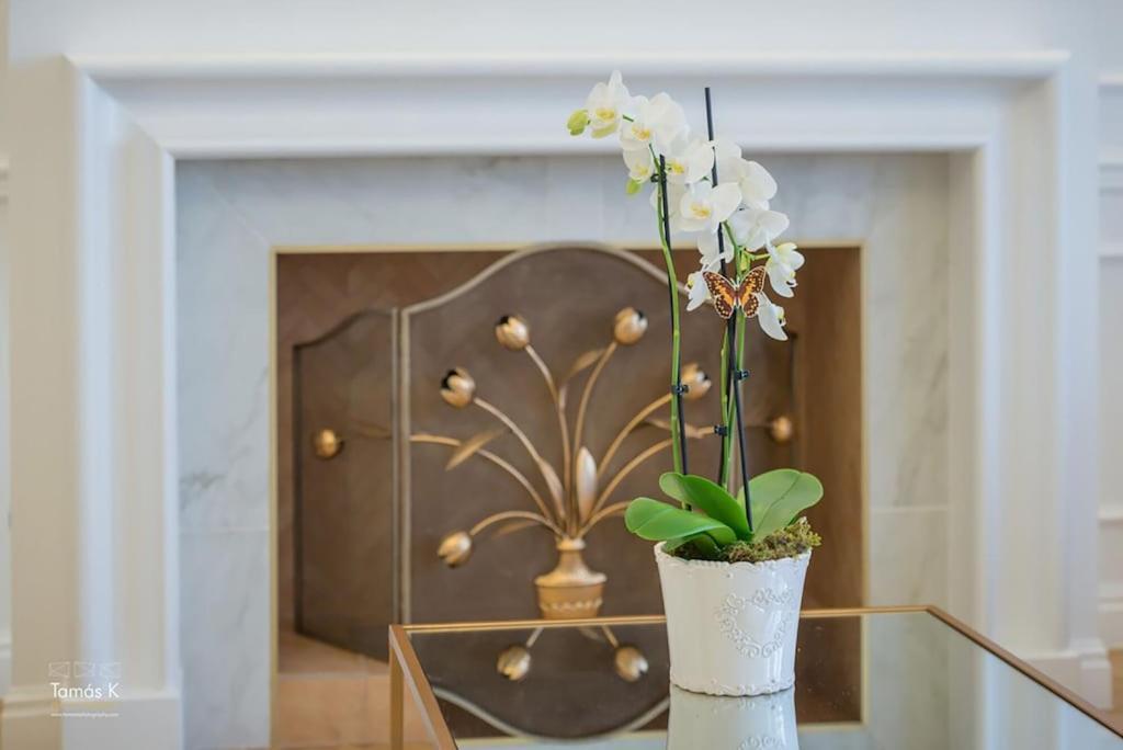 Bpr The Golden Astoria With Balcony And A/C Apartment Budapesta Exterior foto