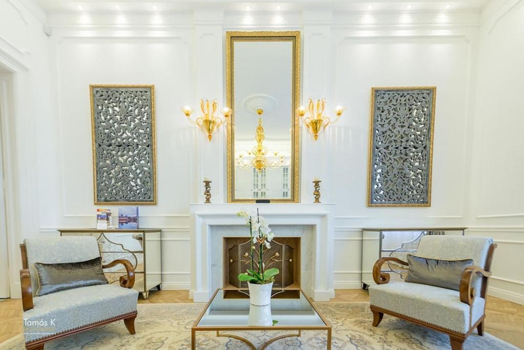 Bpr The Golden Astoria With Balcony And A/C Apartment Budapesta Exterior foto