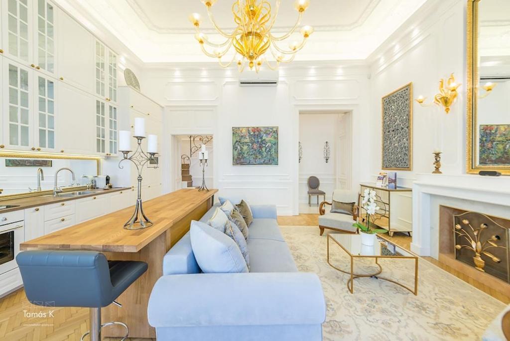 Bpr The Golden Astoria With Balcony And A/C Apartment Budapesta Exterior foto