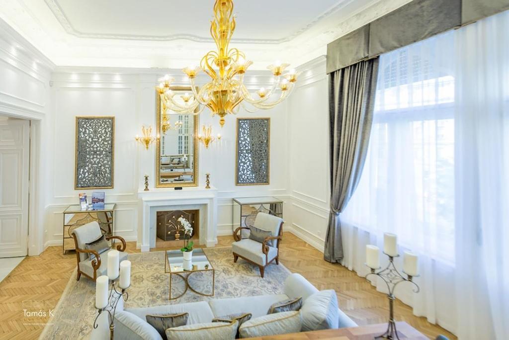 Bpr The Golden Astoria With Balcony And A/C Apartment Budapesta Exterior foto